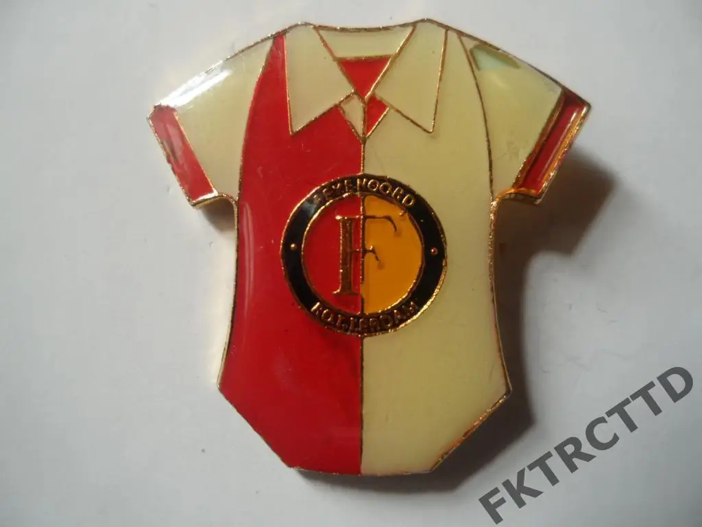 Знак -футбольный- ФЕЙЕНООРД