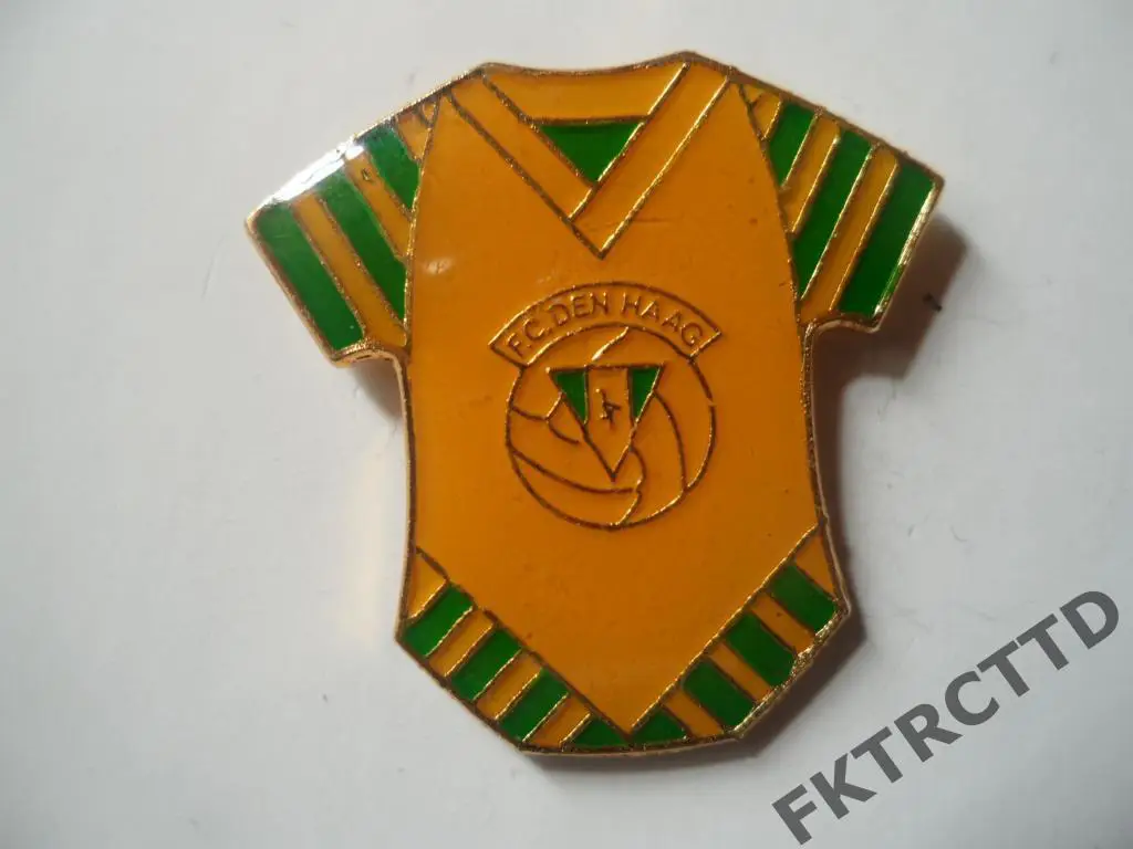 Знак -футбольный- ГОЛЛАНДИЯ