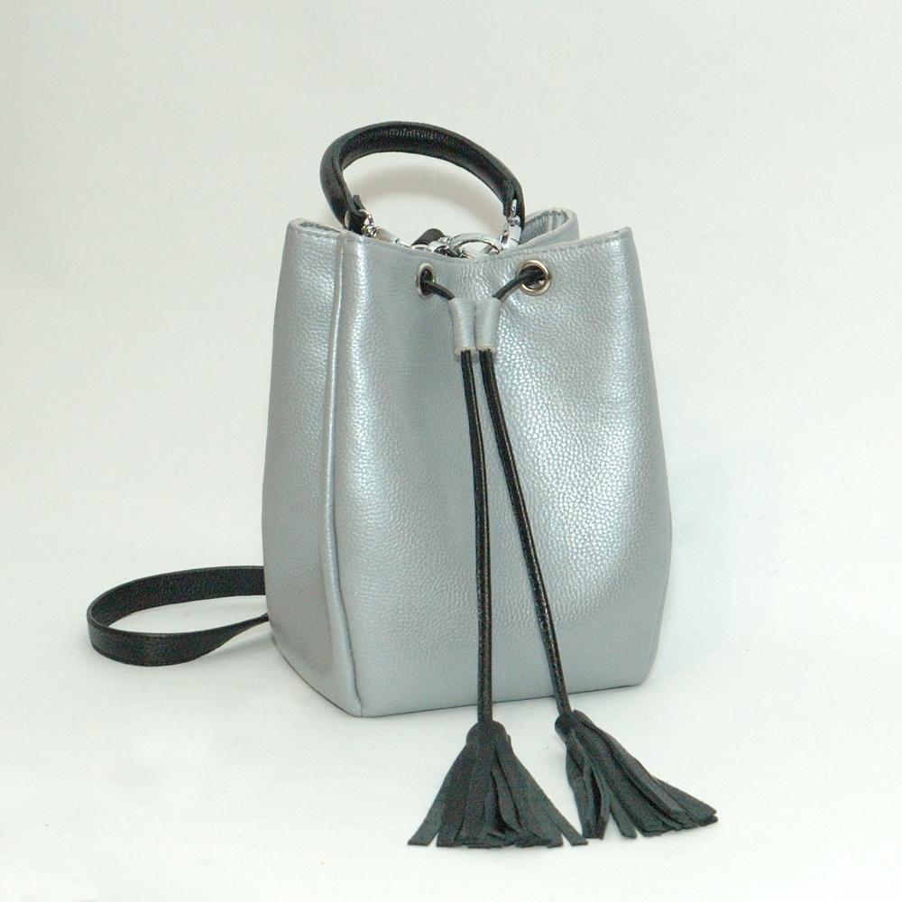 Женская сумочка из натуральной кожи серебристый/чёрный флотар М25. 2