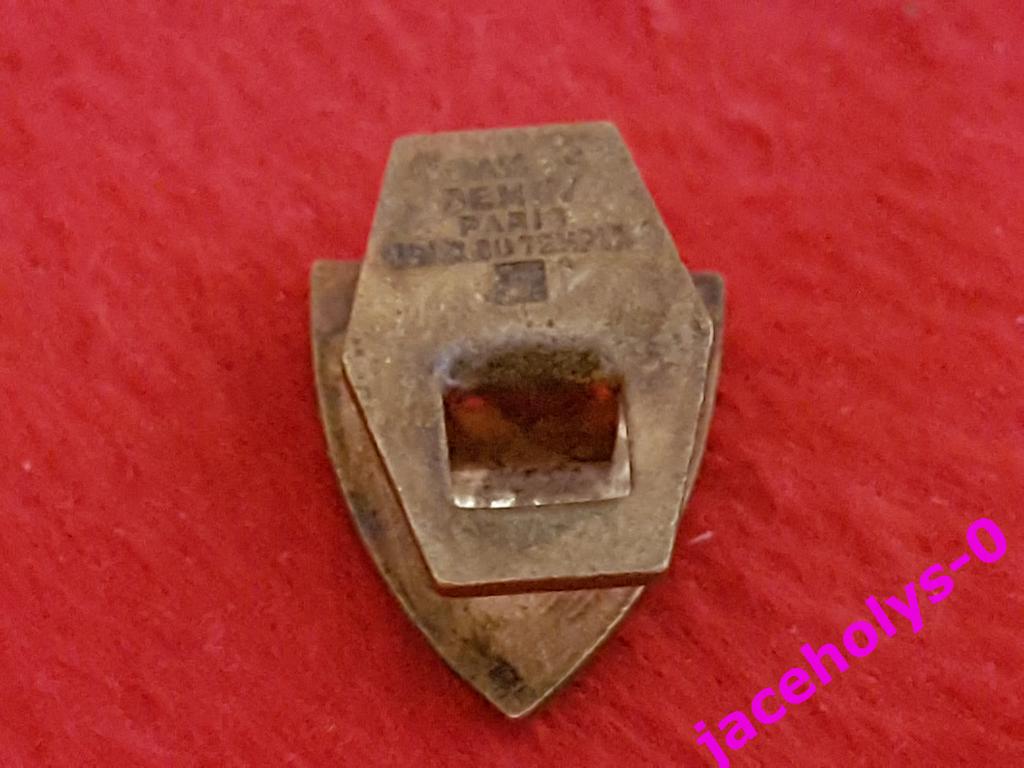 OGNIES ASSB METAL BADGE FRANCE 1