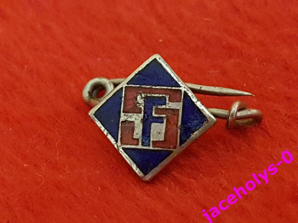 STADE FRANCAIS FC METAL BADGE - 1ER DIVISION