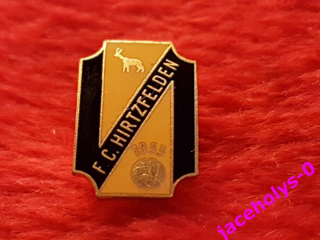 FC HIRZFELDEN ALSACE METAL BADGE FRANCE