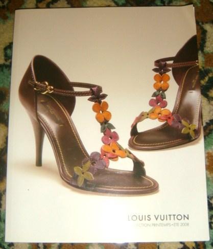 Каталоги женской обуви Louis Vuitton 3 штуки. 2