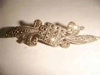 Брошь серебро с марказитами винтаж 60 х годов.