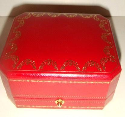 Коробка для сережек или броши Cartier оригинал . 1