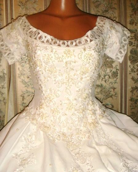 Свадебное платье 44-46 со шлейфом 2