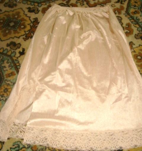 Нижняя юбка С кружевом 30-х годов кремовая