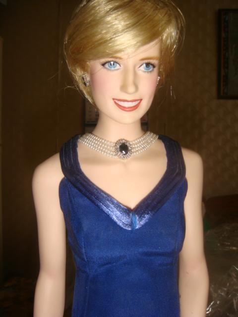 Кукла Принцесса Диана в синем вечернем платье 1999 год фарфор 1