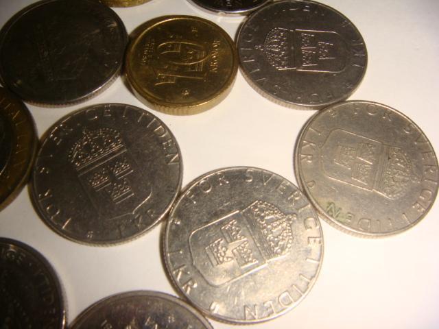 Монеты 16 шт италия Швеция Новая Зеландия и др. винтаж 90х годов 4