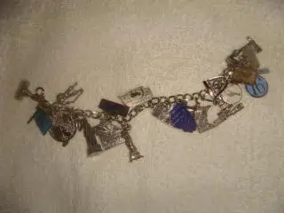 Браслет с подвесками с подвесками из серебра 100 лет свободы