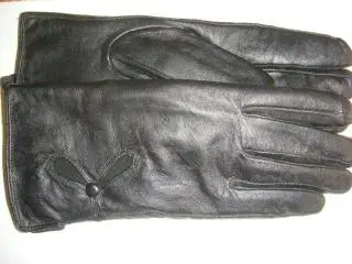 Перчатки женские Италия винтаж 90х годов
