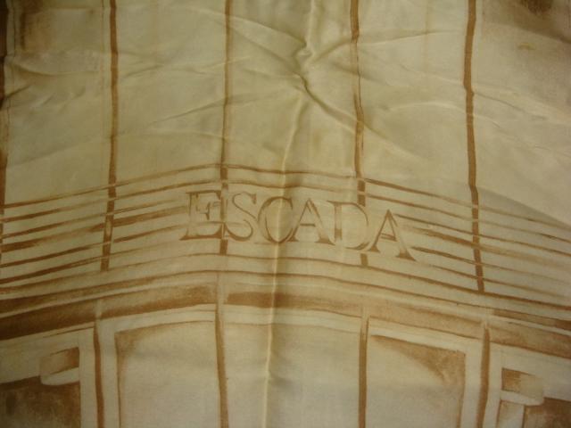 Платок шелк Escada с ангелами винтаж 1990 х годов оригинал