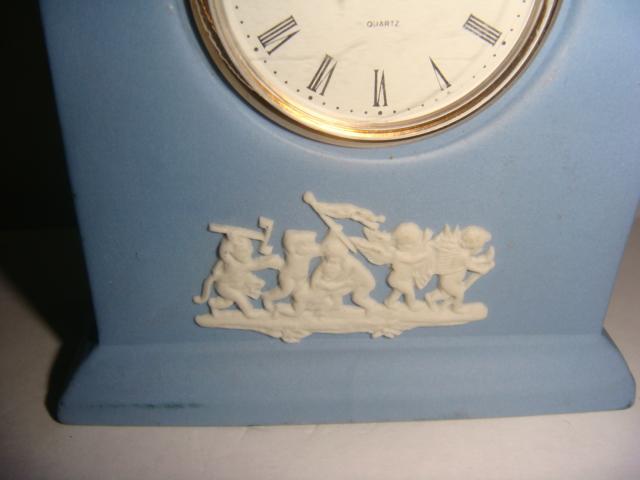 Часы настольные камея ангелы Wedgwood винтаж 60х годов 1