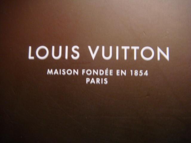 Каталог Louis Vuitton 2004 год 7