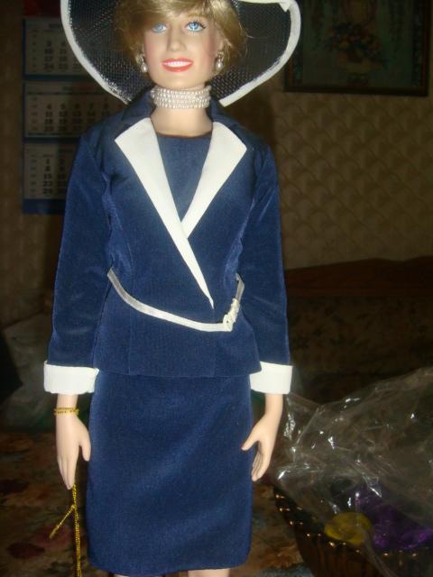 Кукла виниловая Принцесса Диана 2000 год 6