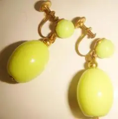 Серьги фисташковые винтаж 60 х годов
