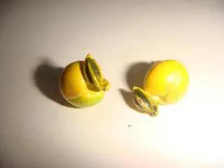 Клипсы яблоко винтаж 60 х годов