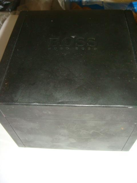 Коробка для часов с этикетками Hugo boss оригинал 1