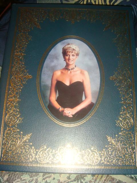 Книга о Принцессе Диане Princess Diana 1998 год