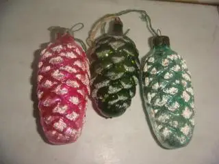 Елочные игрушки шишки стекло 3 шт винтаж 60 х СССР