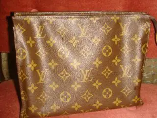 Косметичка Louis Vuitton оригинал