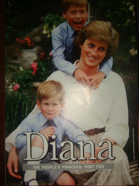 Журналы памяти принцессы Дианы 4 шт 1997 год 2