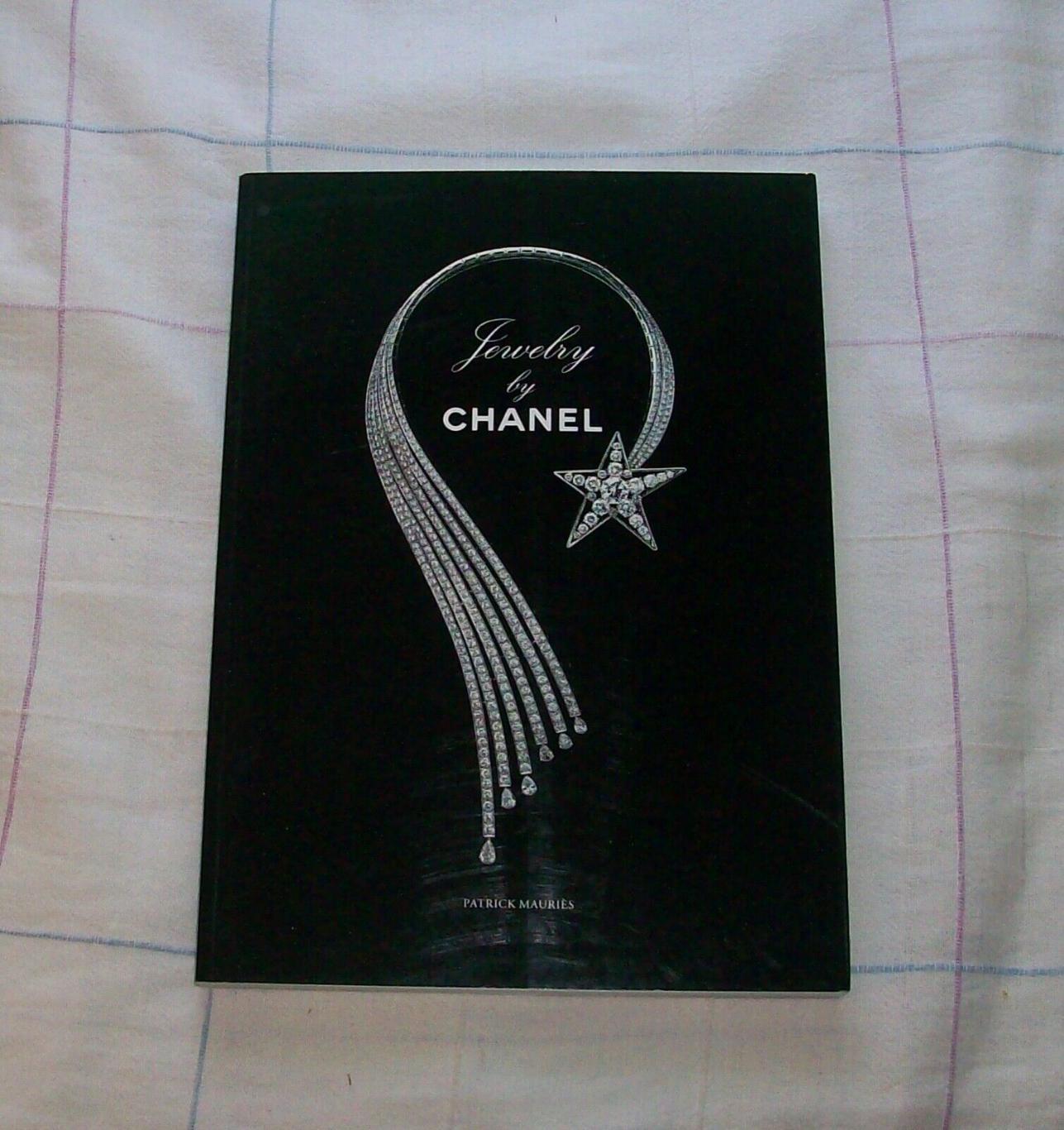 Книга Jewelry Chanel Ювелирное искусство Шанель 2000 год