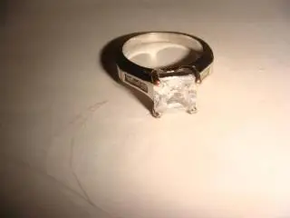 Кольцо мельхиор принцесса со стразами арт деко винтаж 90х Америка