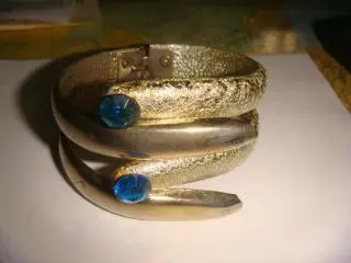 Браслет обруч змея со стразами мельхиор винтаж Америка