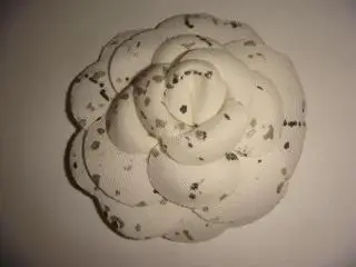 Брошь Chanel камелия Шанель арт деко белая