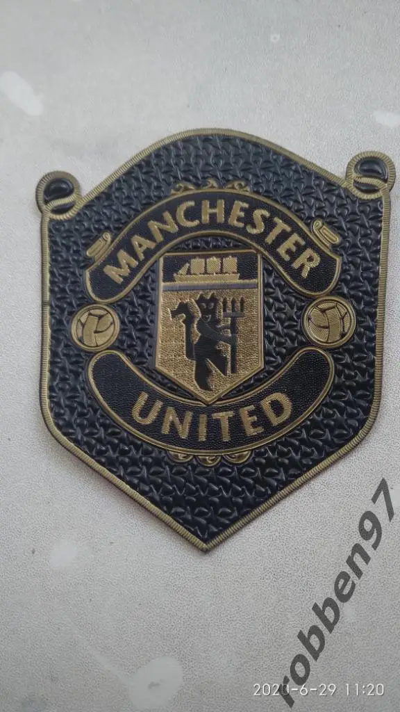 Эмблема Манчестер Юнайтед