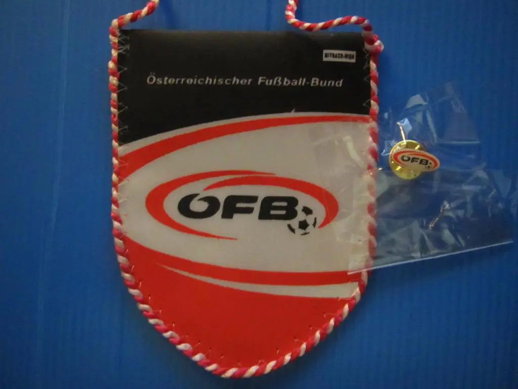 комплект вымпел Австрия федерация футбола + знак