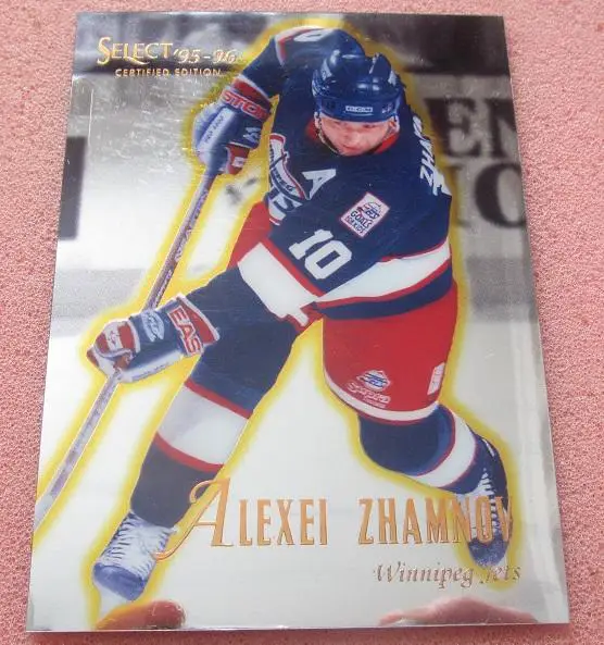 НХЛ Алексей Жамнов Виннипег Джетс Динамо Москва Витязь № 6