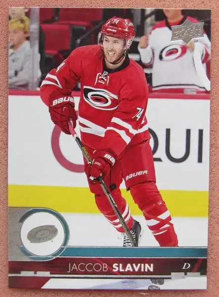 НХЛ Якоб Слэвин Каролина Харрикейнз № 33