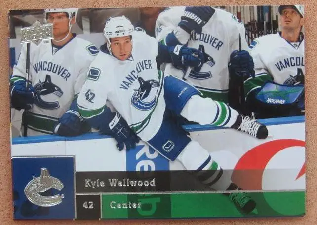 НХЛ Кайл Уэллвуд Ванкувер Кэнакс Атлант Московская область № 419