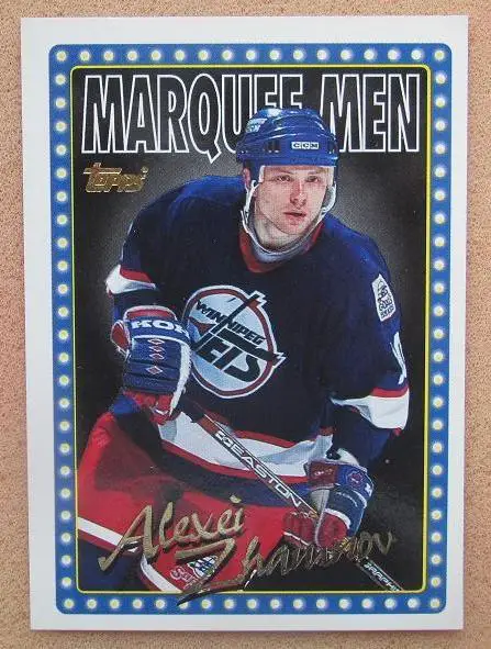 НХЛ Алексей Жамнов Виннипег Джетс Динамо Москва Витязь № 22