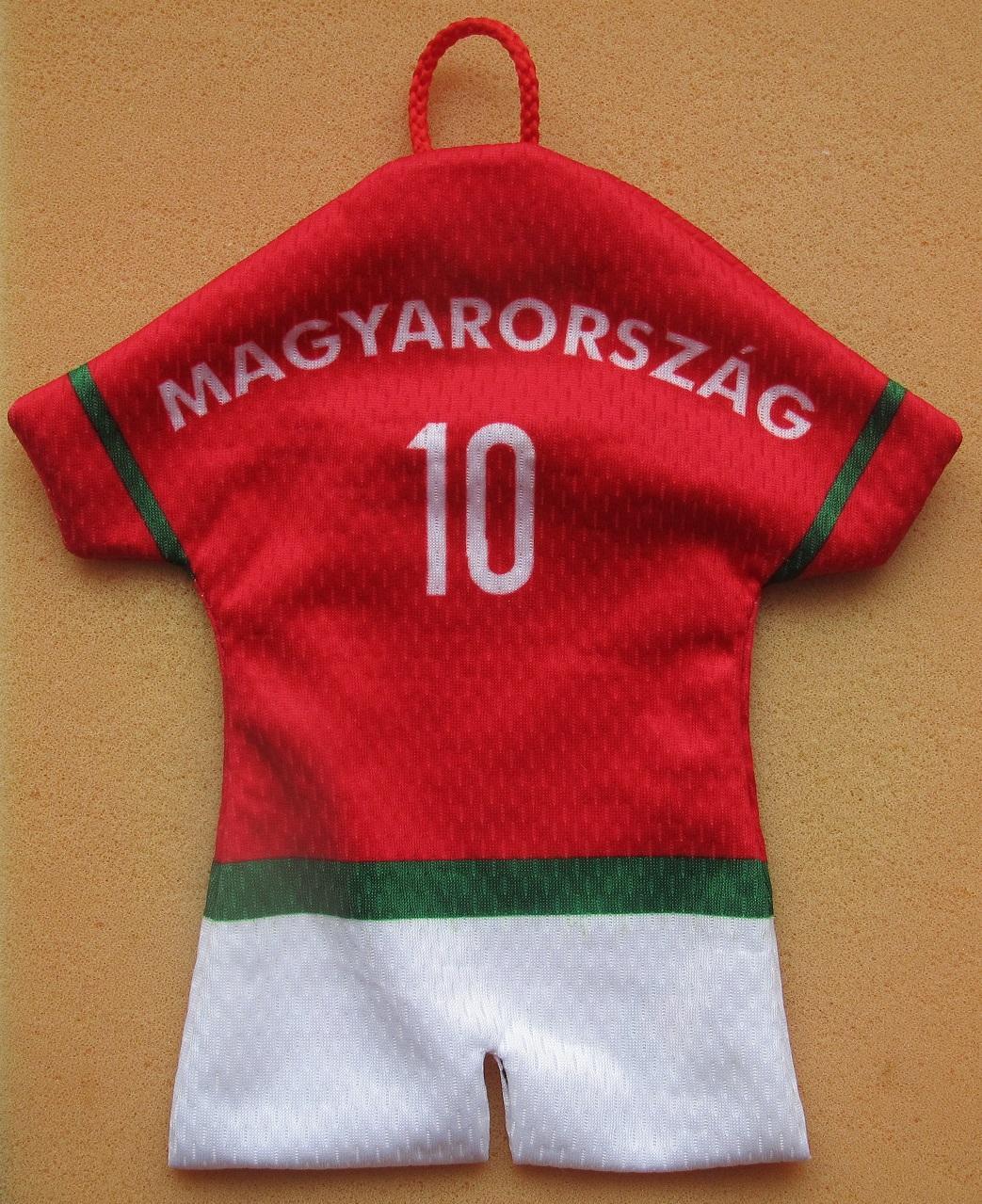мини майка сборная Венгрия + знак федерации футбола 1