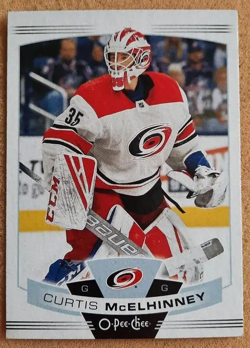 НХЛ Кёртис Макелинни Каролина Харрикейнз № 495