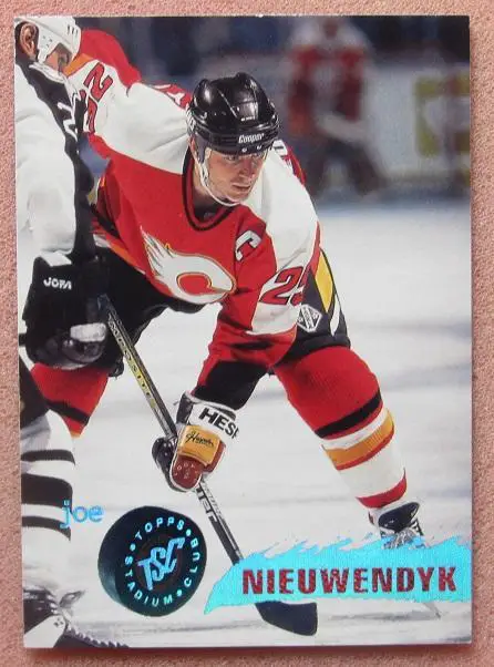 НХЛ Джо Ньювендайк Калгари Флэймз № 18