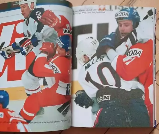 1999 чемпионат мира по хоккею Норвегия. 2