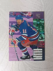 карточка НХЛ Mark Messier Fleer 1995 г. номер 136