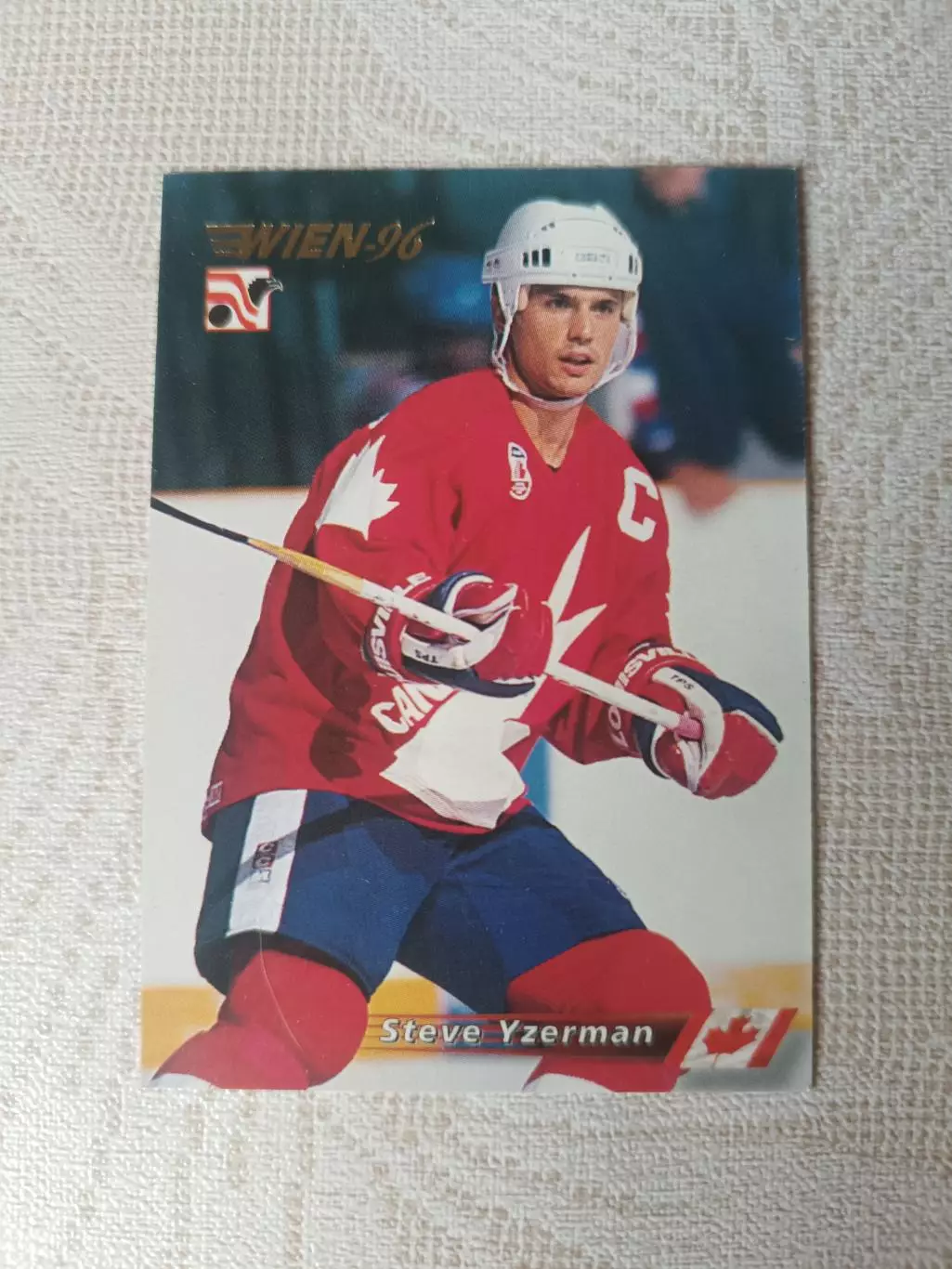 карточка НХЛ Steve Yzerman Semik collection1996 г. номер 101