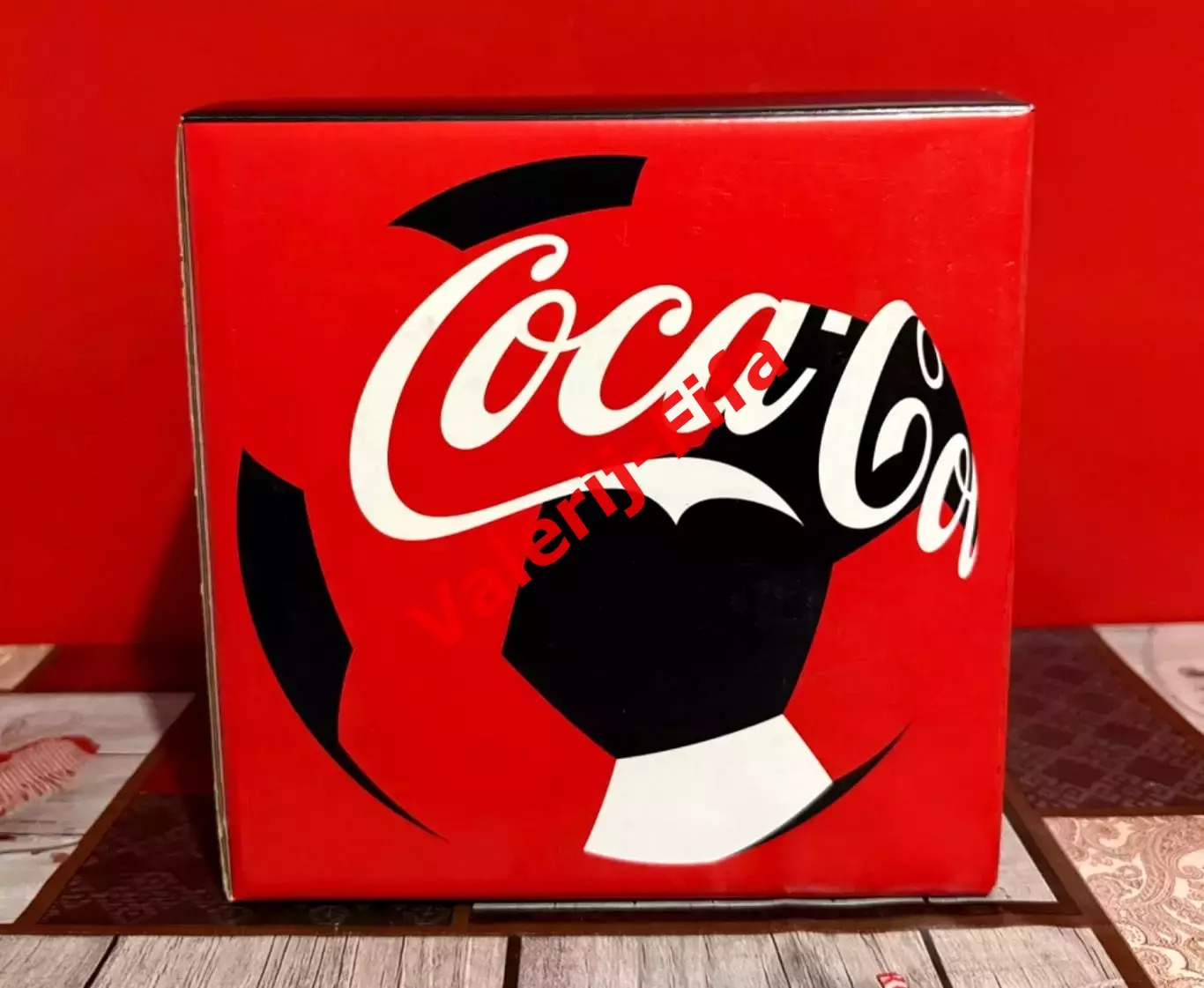 Мяч Кока-кола в коробке. Чемпионат мира 2018 5