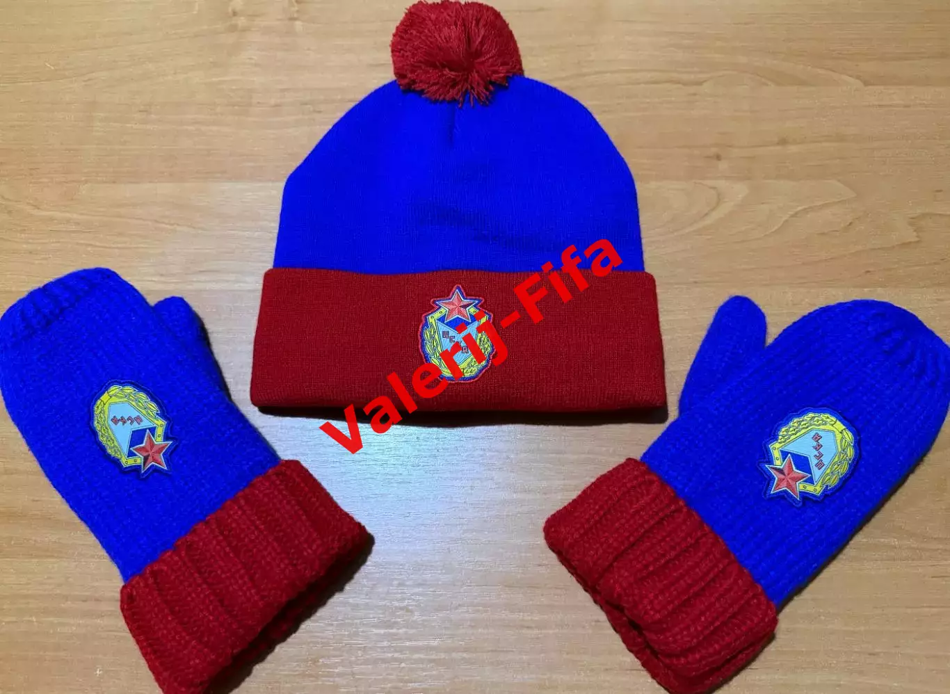 Комплект Шапка + Варежки ЦСКА 1