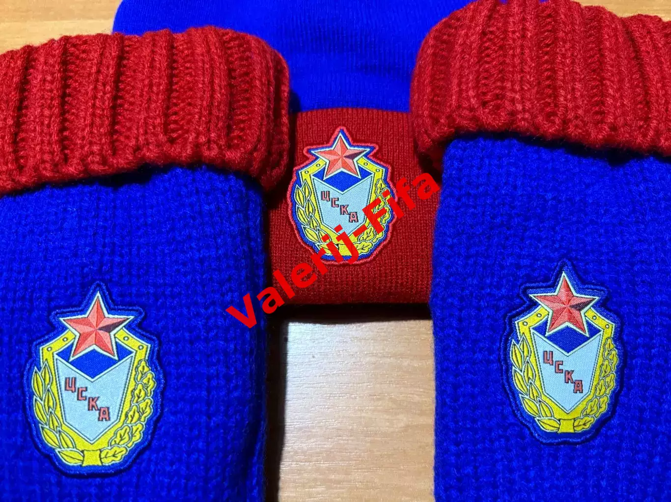 Комплект Шапка + Варежки ЦСКА 4