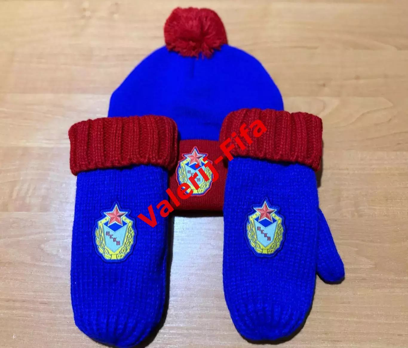 Комплект Шапка + Варежки ЦСКА 6