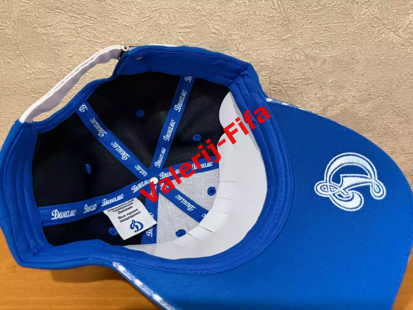 Премиальная бейсболка Динамо 5