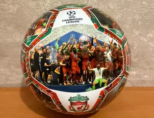 Коллекционный мяч Фк Ливерпуль