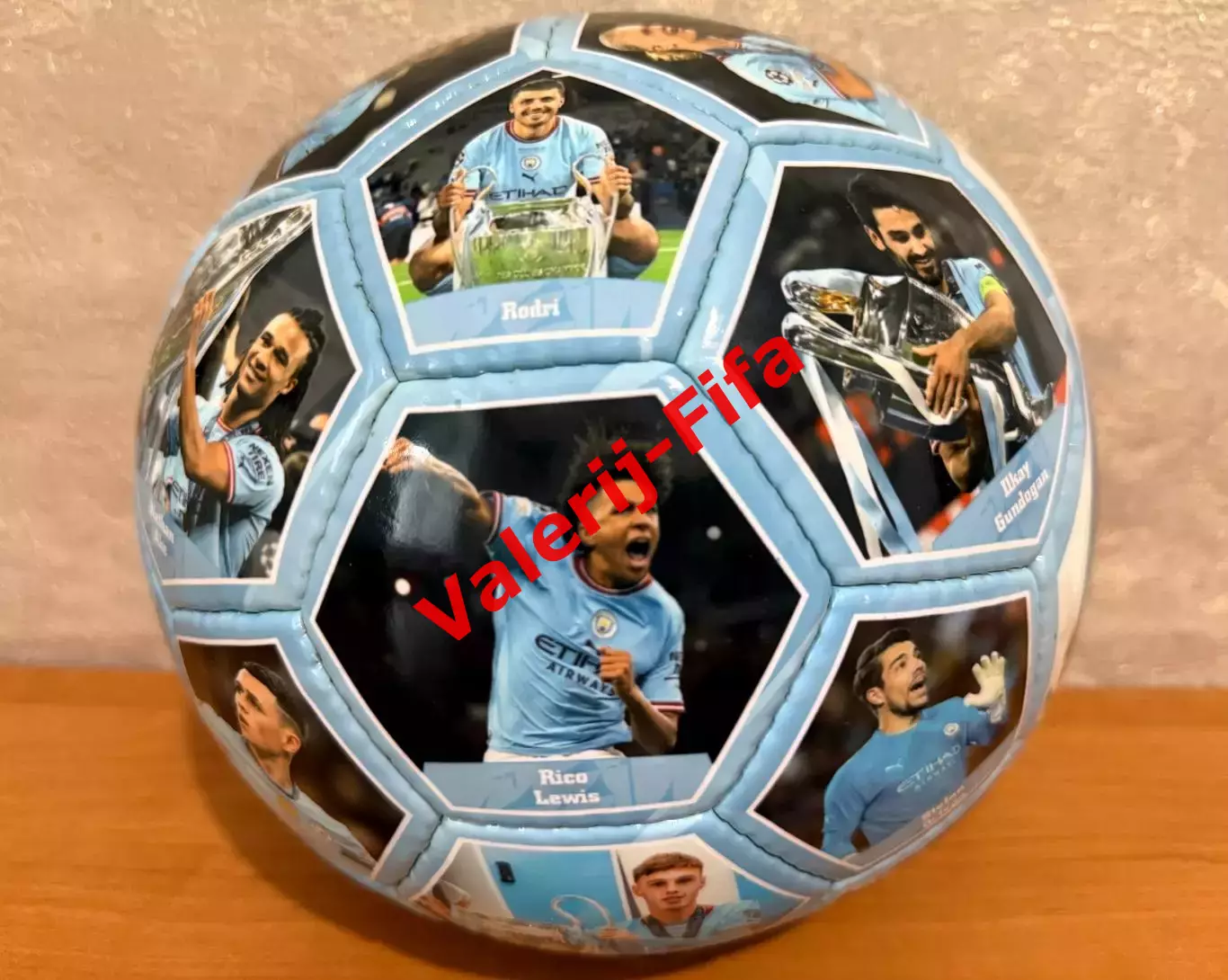 Коллекционный мяч Фк Манчестер Сити 5