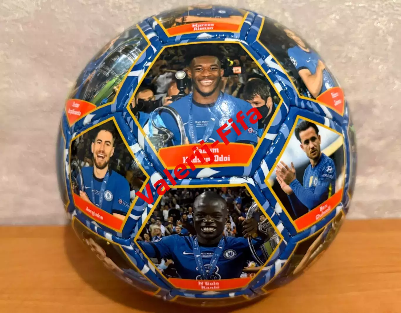 Коллекционный мяч Фк Челси 3